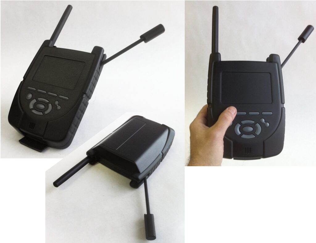 Prototype fonctionnel d'un boîtier numérique avec antennes et interface tactil